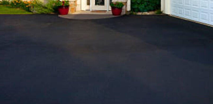 Driveway Sealing Job Sealcoating